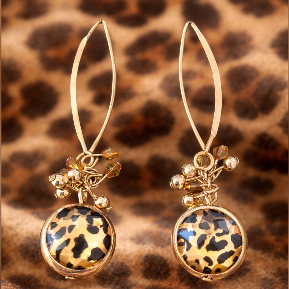 GOLD TONE WIRE DROP CHEETAH EARRINGS